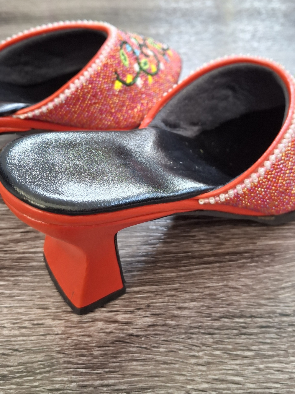 Beaded Red Floral Slip-On Heeled Mules Small 4 - Picture 5 of 9